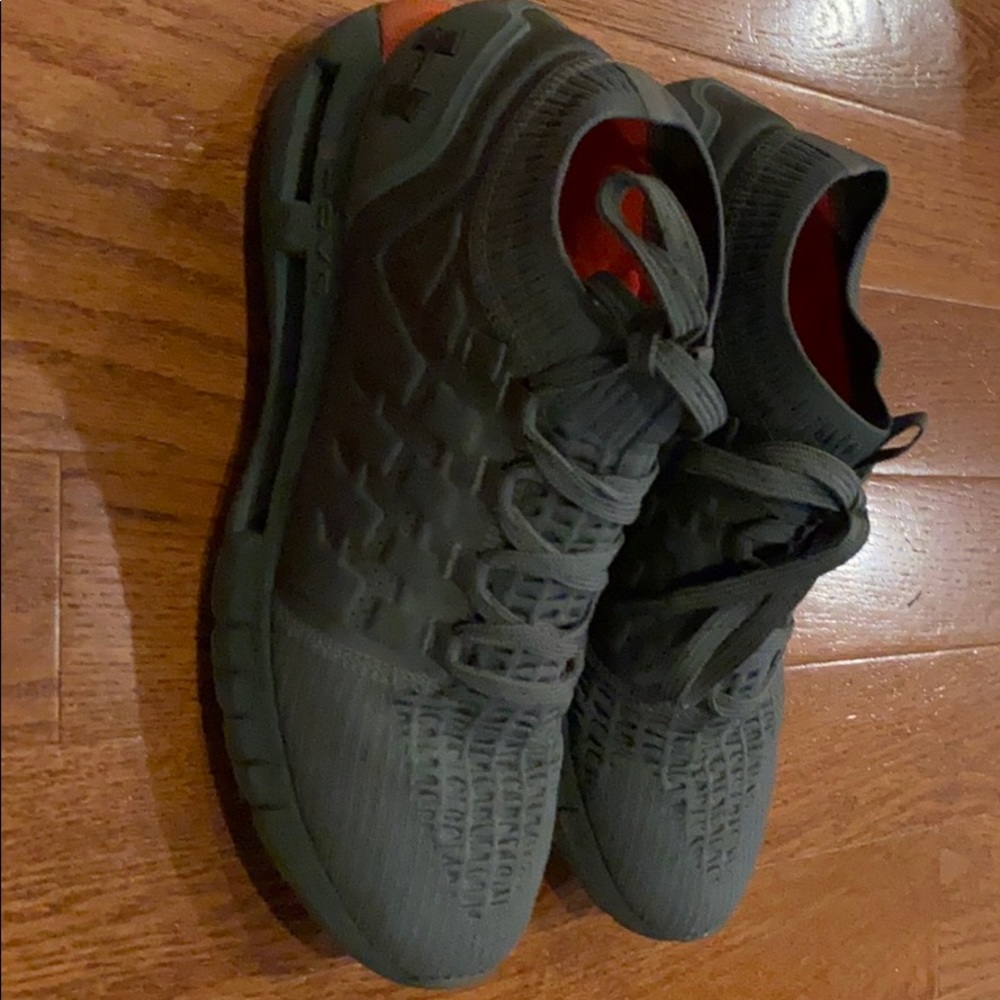 Under armour HOVR sneakers